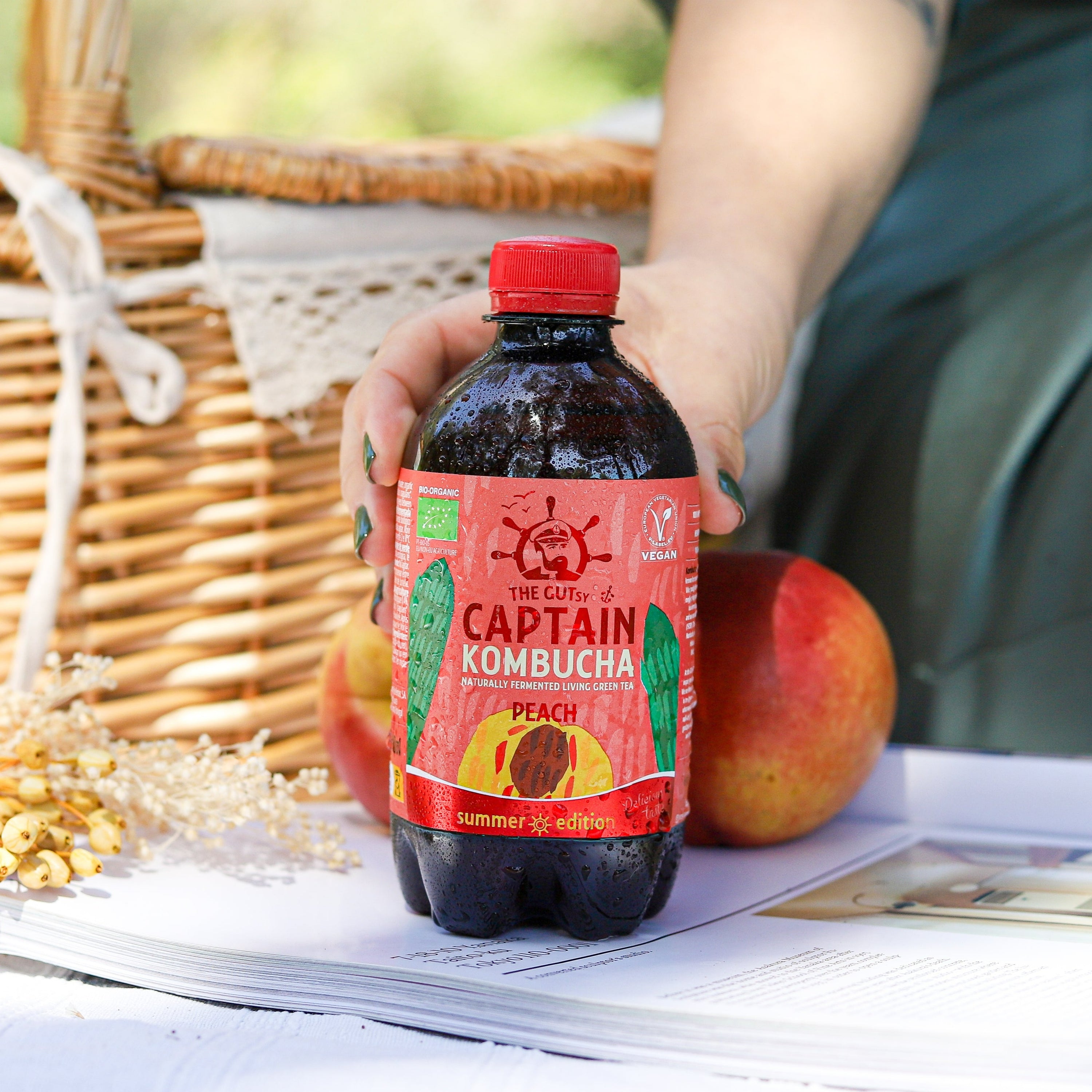 GUTsy Captain Kombucha - Nyári Őszibarack 12 x 400ml