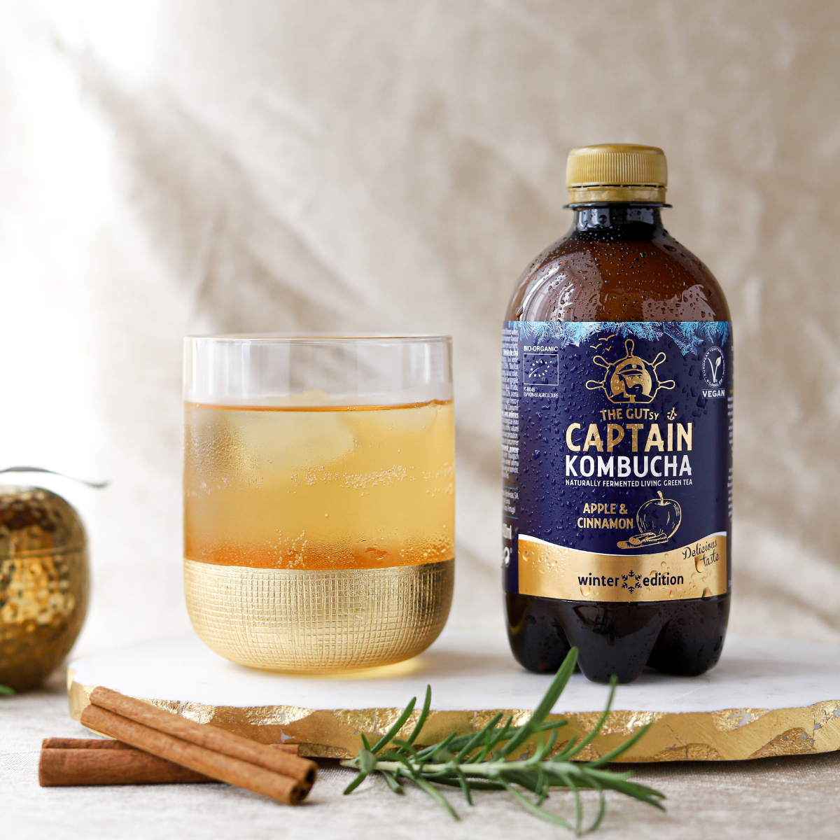 GUTsy Captain Kombucha - Alma és Fahéj - 12 x 400ml
